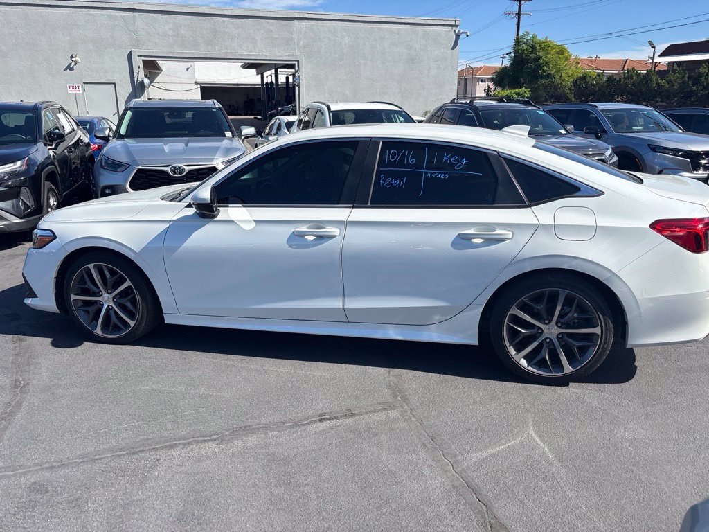 Used 2023 Honda Civic Touring image 7