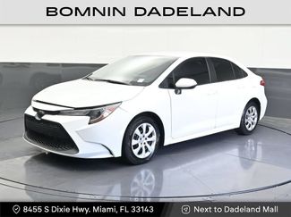 Used 2021 Toyota Corolla LE FWD video 1