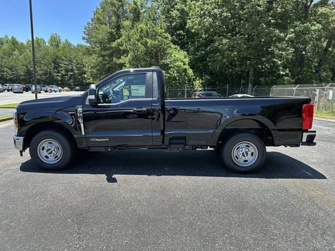 New 2025 Ford F250 XL w/ XL Chrome Package RWD image 7