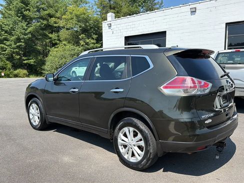 Used 2015 Nissan Rogue SV w/ SV Family Package AWD/4WD image 5