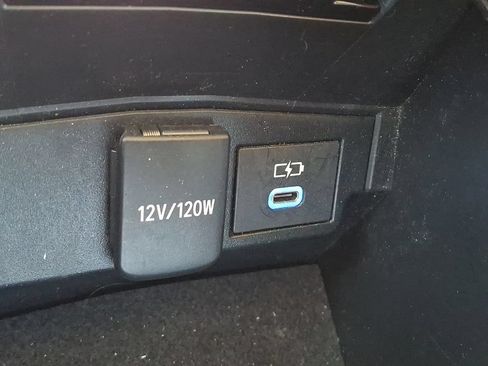 Used 2022 Toyota Corolla LE FWD image 23