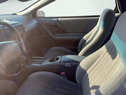 Used 1998 Chevrolet Camaro LT w/ Preferred Equipment Group 2 image 13