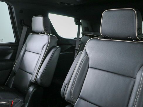 Used 2024 GMC Yukon SLT w/ Max Trailering Package AWD/4WD image 28
