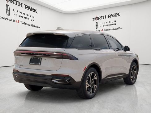 New 2026 Lincoln Nautilus Premier w/ Equipment Group 102A AWD/4WD image 3