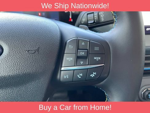 Used 2025 Ford Maverick Lobo AWD/4WD image 25