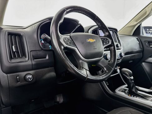 Used 2022 Chevrolet Colorado LT w/ Fleet Safety Package RWD image 20