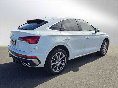 Used 2023 Audi SQ5 Premium Plus w/ Premium Plus Package AWD/4WD image 3