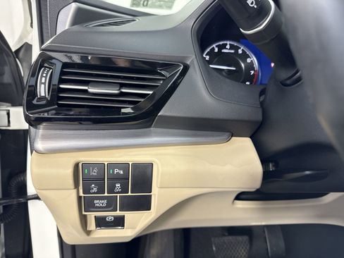Certified 2019 Acura RDX FWD w/ Technology Package image 16