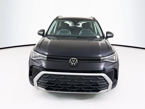 Used 2025 Volkswagen Taos S FWD image 2