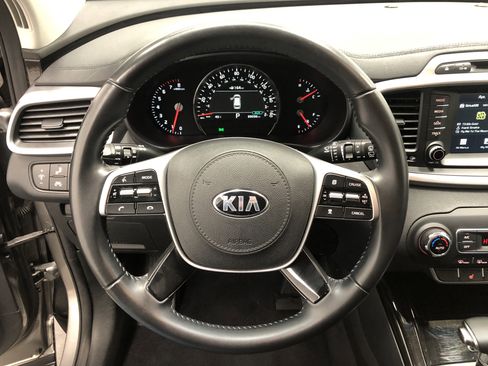 Used 2019 Kia Sorento EX image 23