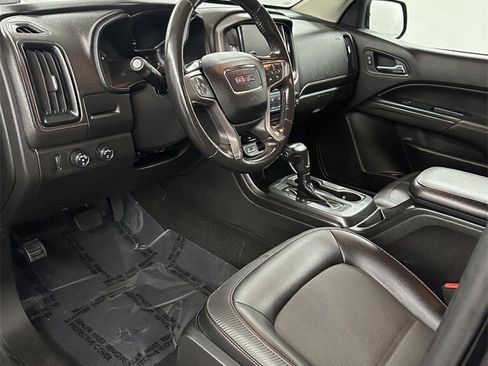 Used 2018 GMC Canyon All Terrain w/ Trailering Package image 10