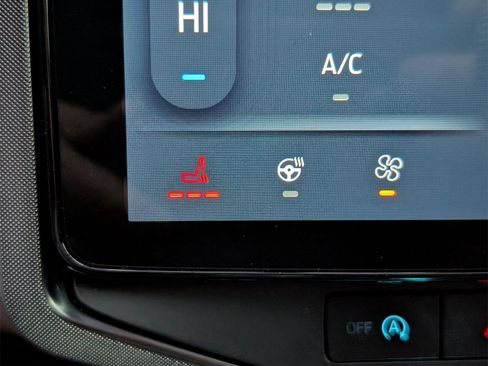 Used 2022 Ford Expedition Limited image 21