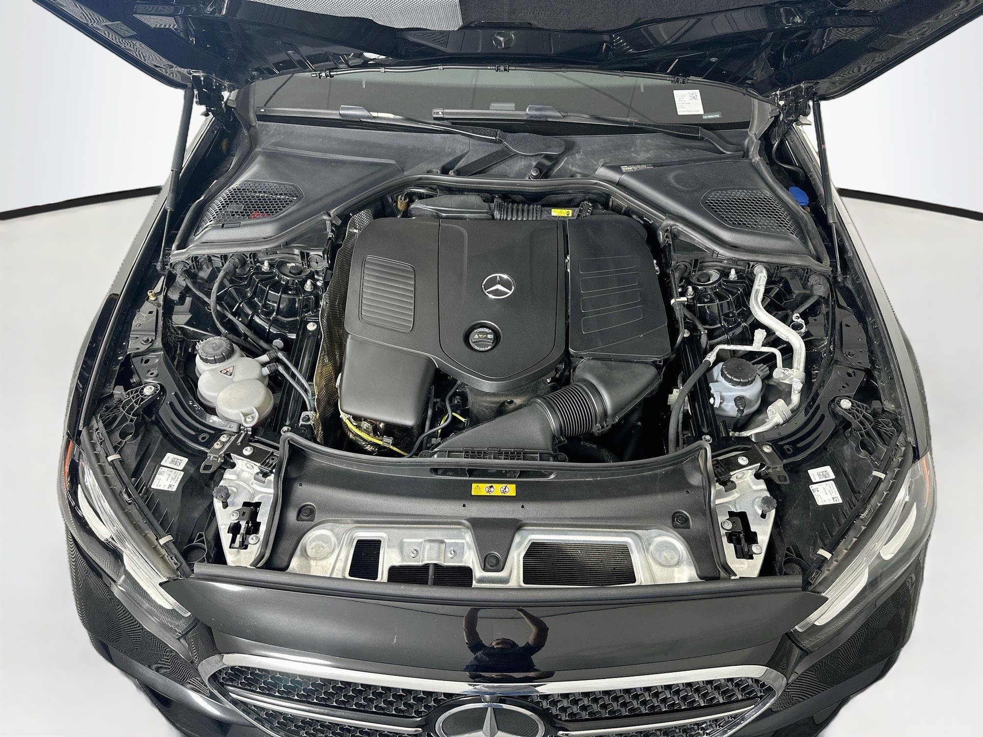 Used 2025 Mercedes-Benz E 350 Sedan w/ Winter Package image 36