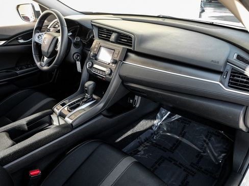 Used 2020 Honda Civic LX image 10