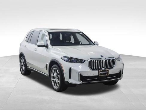 New 2026 BMW X5 xDrive40i w/ Executive Package image 7