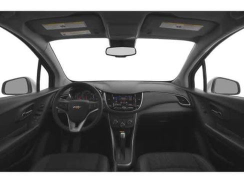Used 2020 Chevrolet Trax LT w/ LT Convenience Package AWD/4WD image 11