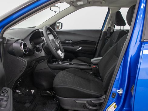Used 2023 Nissan Kicks SV FWD image 21