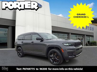 Used 2023 Jeep Grand Cherokee L Laredo