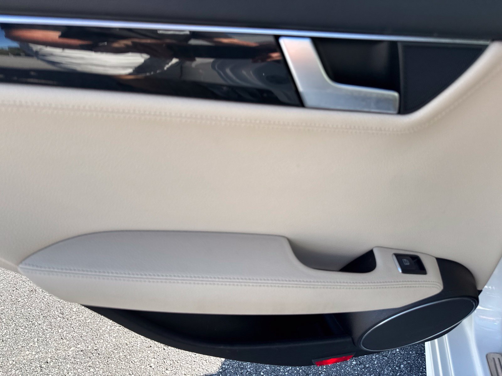 Used 2013 Mercedes-Benz C 350 Sport image 12