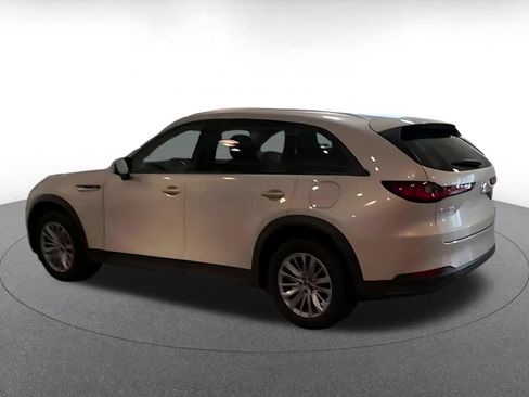 Used 2025 MAZDA CX-90 3.3 Turbo w/ Preferred Package AWD/4WD image 9
