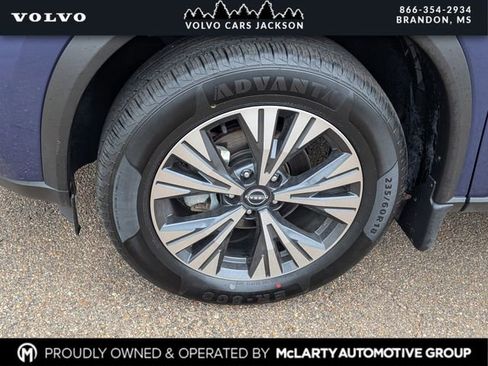 Used 2023 Nissan Rogue SV image 27