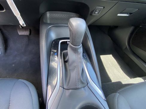 Used 2024 Toyota Corolla LE FWD image 32