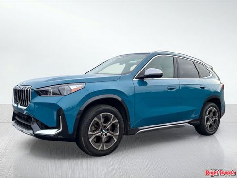 Used 2023 BMW X1 xDrive28i w/ Premium Package AWD/4WD image 2