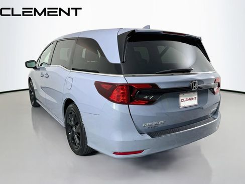 Used 2024 Honda Odyssey Sport image 10