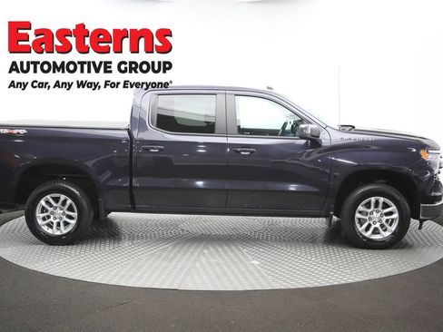 Used 2023 Chevrolet Silverado 1500 LT AWD/4WD image 47