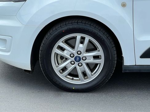 Certified 2019 Ford Transit Connect XLT FWD image 13