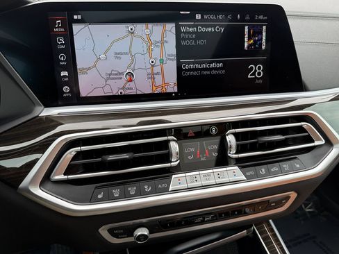 Used 2021 BMW X5 xDrive40i w/ Premium Package AWD/4WD image 20