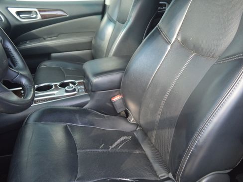 Used 2015 Nissan Pathfinder Platinum AWD/4WD image 12