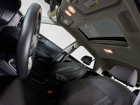 Certified 2023 Hyundai Venue SEL w/ Cargo Package FWD image 21