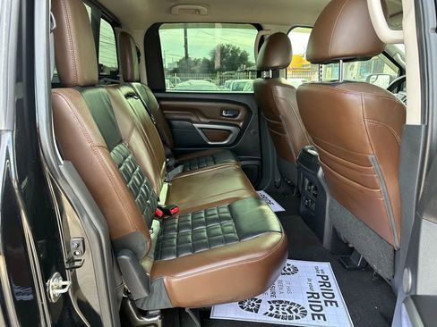 Used 2018 Nissan Titan Platinum Reserve w/ Platinum Utility Package image 18