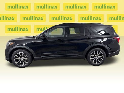 New 2026 Ford Explorer ST-Line RWD image 12