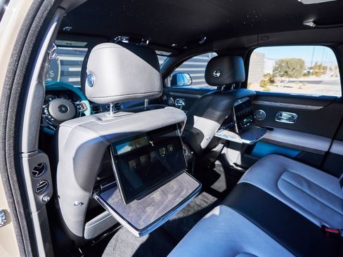 Used 2025 Rolls-Royce Ghost AWD/4WD image 42