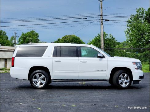 Used 2016 Chevrolet Suburban LTZ RWD image 13