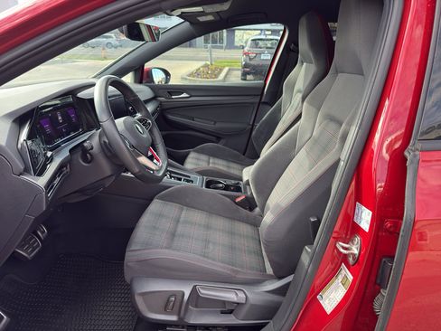 Used 2022 Volkswagen GTI S image 11