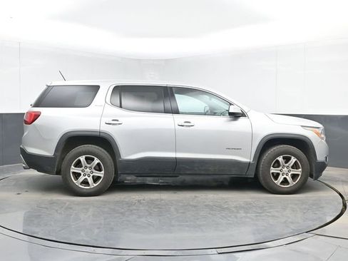Used 2018 GMC Acadia SLE AWD/4WD image 11