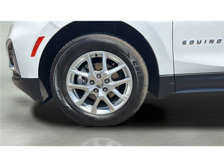 Used 2024 Chevrolet Equinox LT FWD image 40