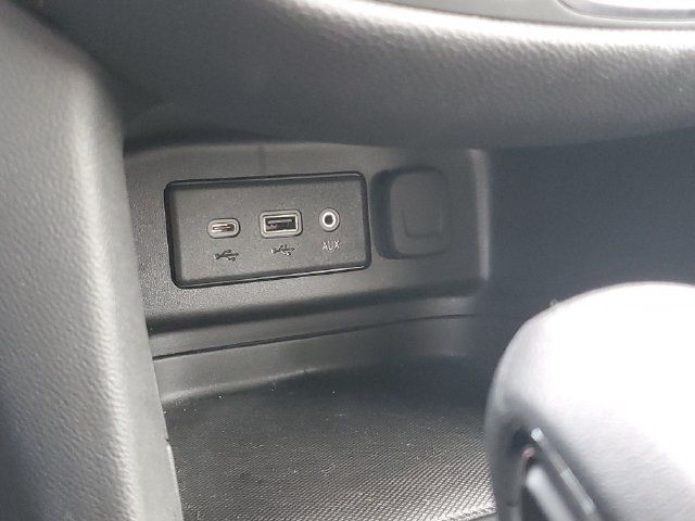 Certified 2024 Chevrolet Equinox RS FWD image 29