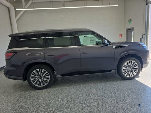 New 2026 INFINITI QX80 Luxe w/ Cargo Package AWD/4WD image 6
