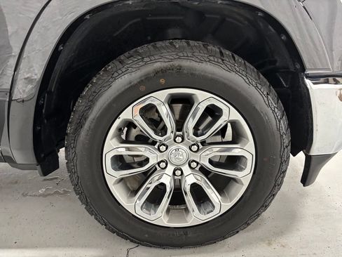Used 2022 RAM 1500 Laramie AWD/4WD image 62