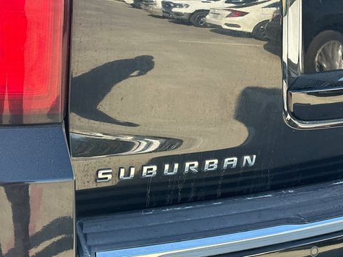 Used 2016 Chevrolet Suburban LTZ image 15