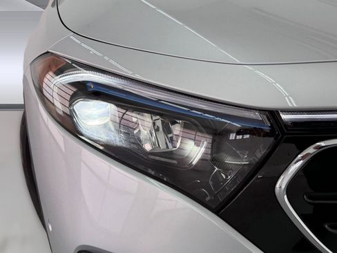 Certified 2023 Mercedes-Benz EQB 300 4MATIC image 10