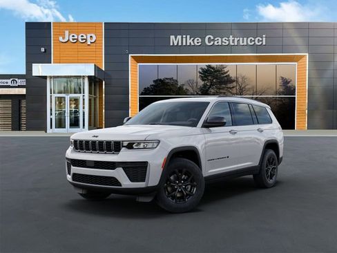 New 2026 Jeep Grand Cherokee L Laredo image 2
