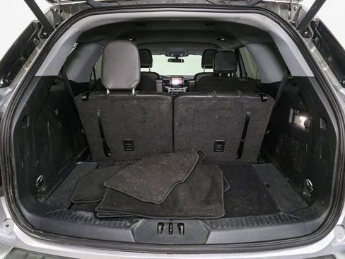 Used 2023 Ford Explorer XLT w/ Equipment Group 202A image 11