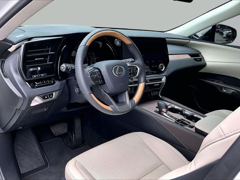 Used 2024 Lexus RX 350 Premium w/ Accessory Package (Z1) FWD image 18