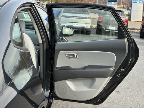 Used 2008 Hyundai Elantra GLS image 40