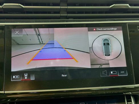 Used 2025 Audi Q8 Premium Plus image 15